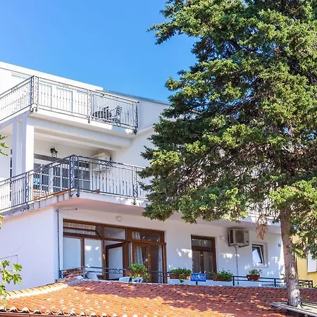 Apartman Solomir Apartament