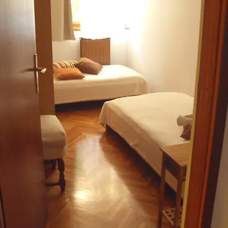 Apartman Solomir Apartment *
