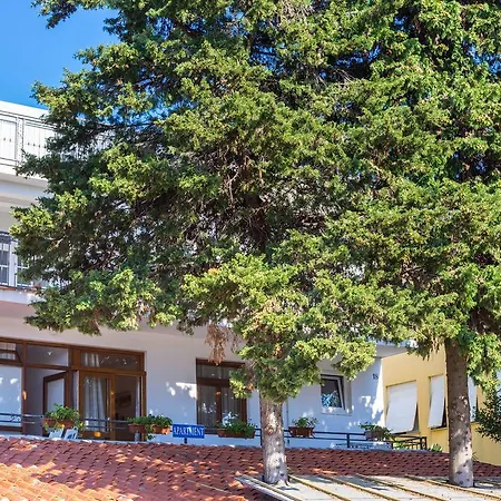 Apartman Solomir Appartamento *