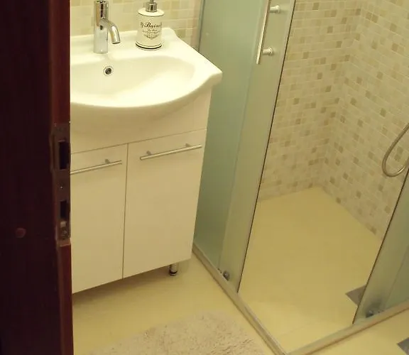 דירה Apartman Solomir זאדאר